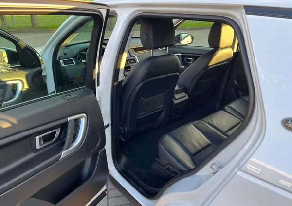Land Rover Discovery Sport cena 81900 przebieg: 119000, rok produkcji 2017 z Pińczów małe 137